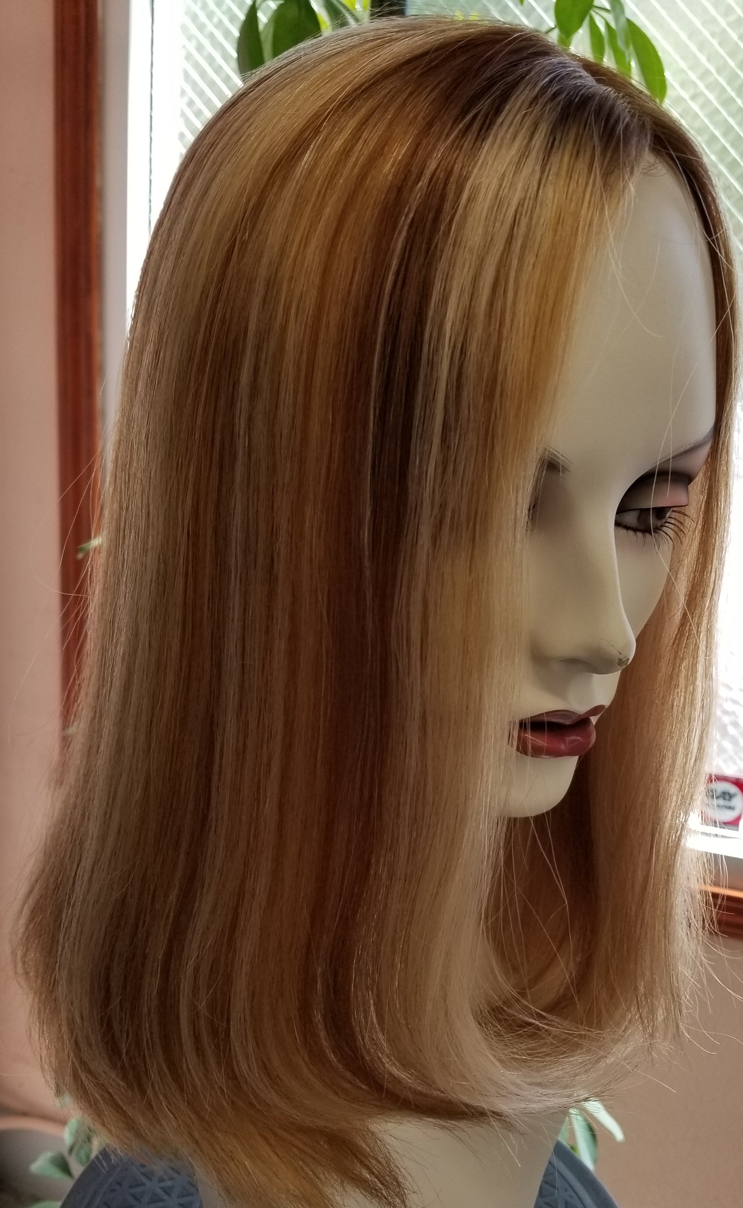 Human Hair 953L  22" Human Hair Wig